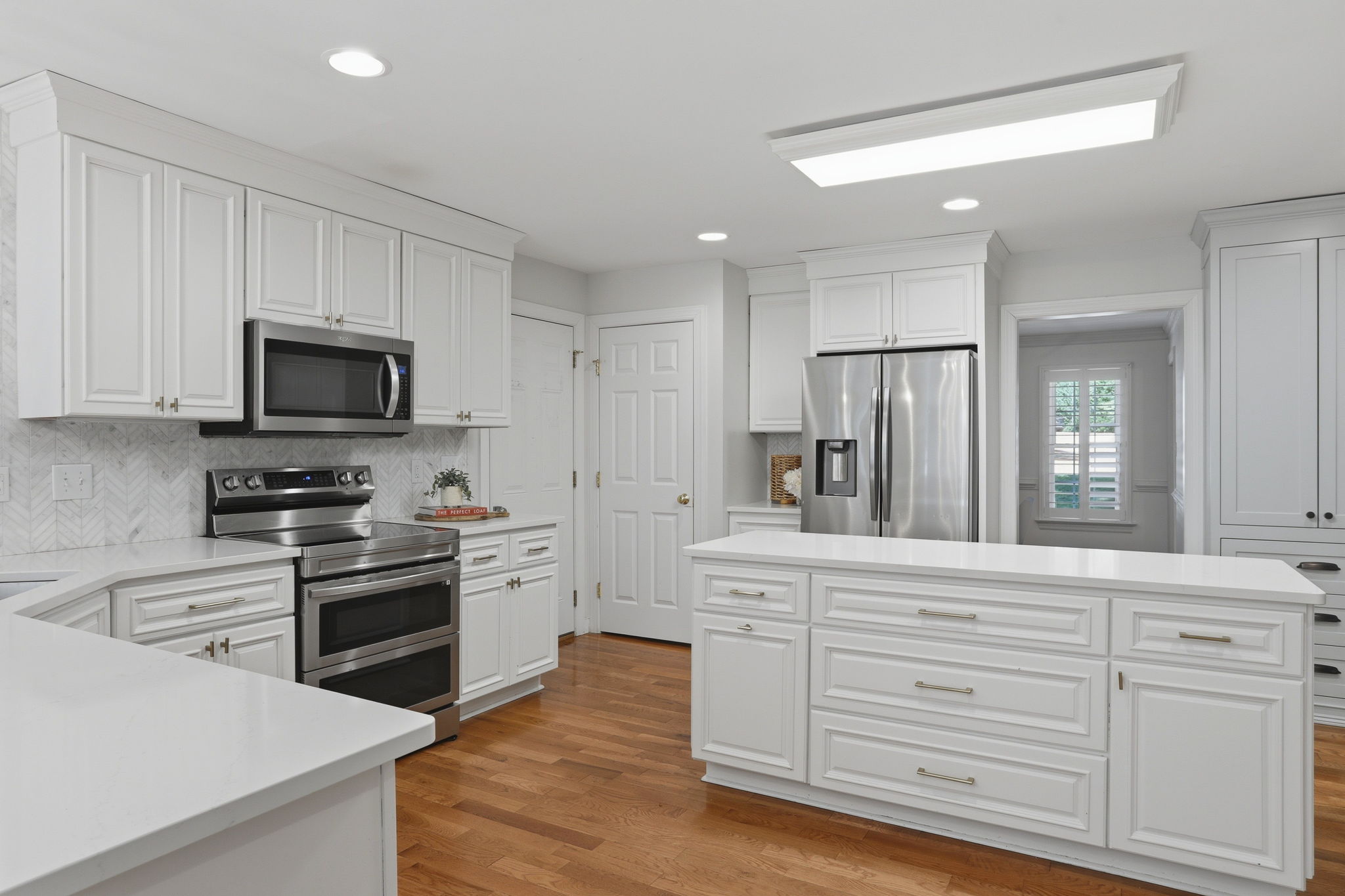 13-Kitchen