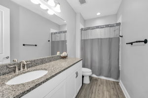 Bathroom2