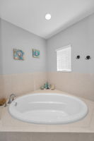 Master Bathroom1b