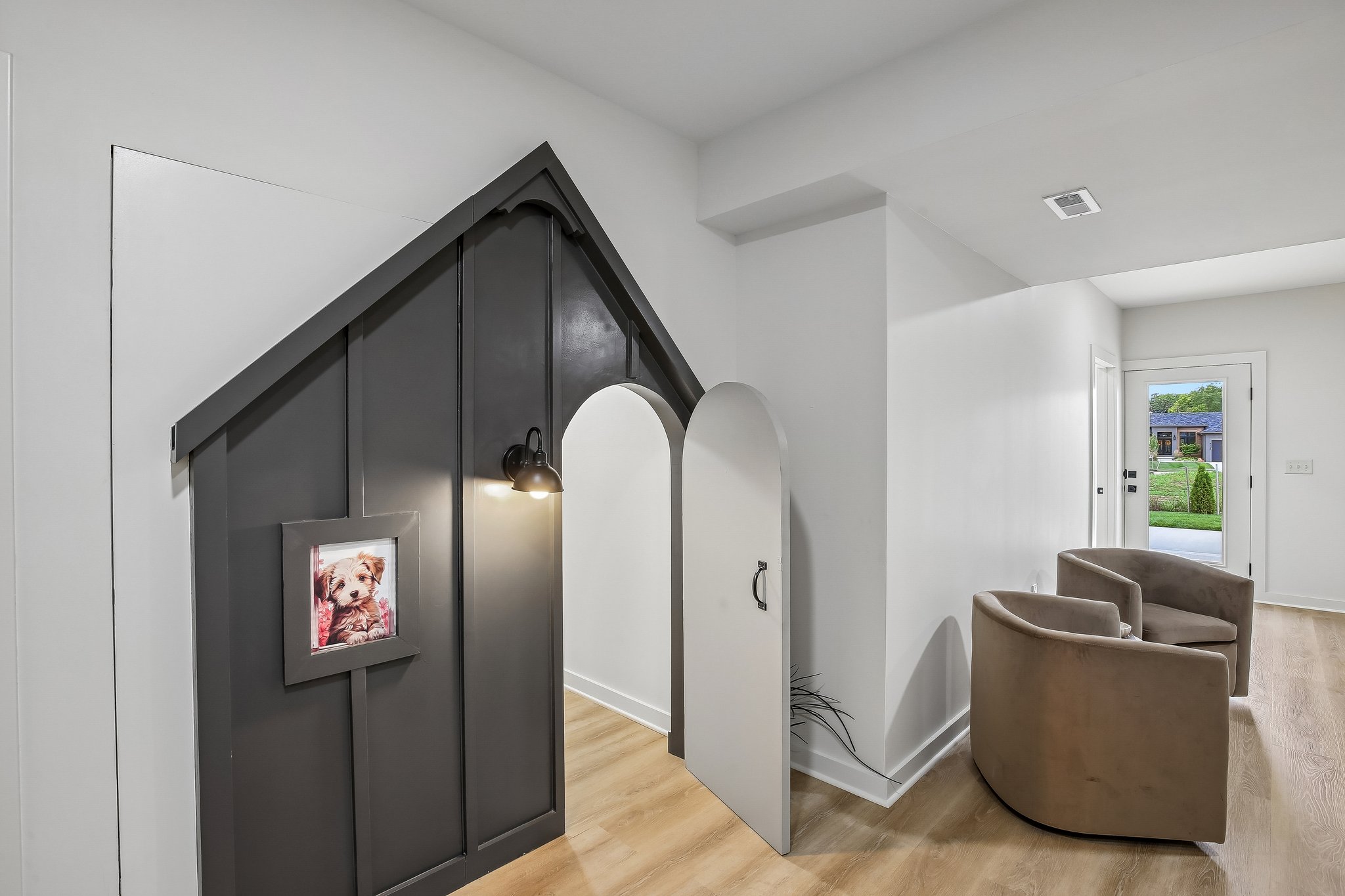 N Farley Ave-S1908-041.jpg