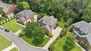  Photo 0