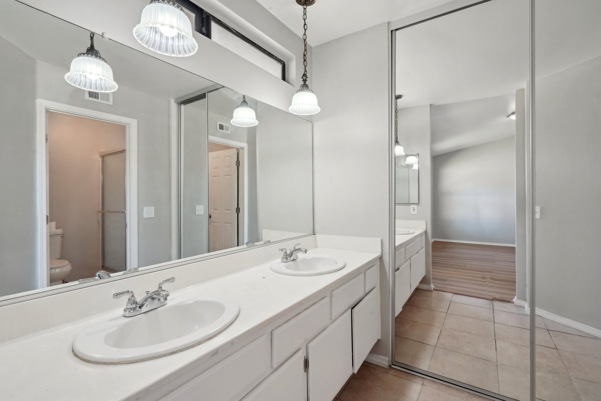 S Quince Ave-1104-024.jpg