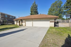 S Quince Ave-1104-003.jpg