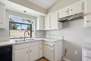 S Quince Ave-1104-012.jpg