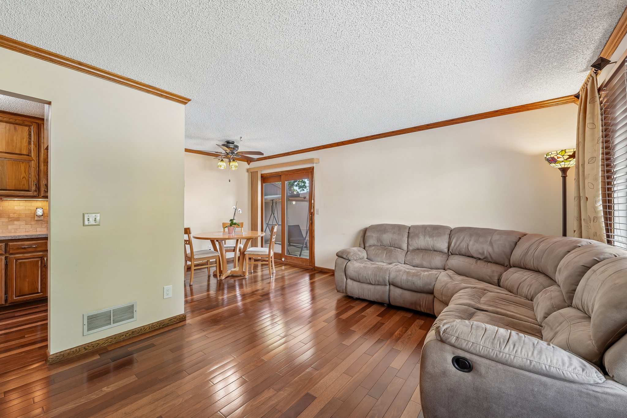 N Maplebrook Cir-S2705-009.jpg