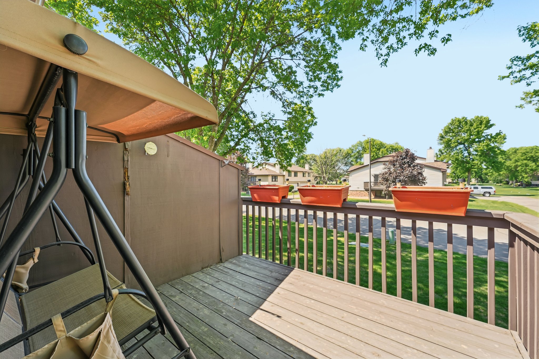 N Maplebrook Cir-S2705-033.jpg