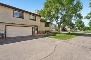 N Maplebrook Cir-S2705-002.jpg