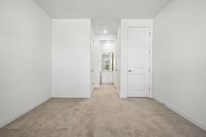 S Riviera Ct-S0610-024.jpg