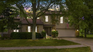  Photo 0