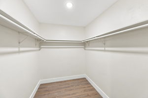 Interiors (17)