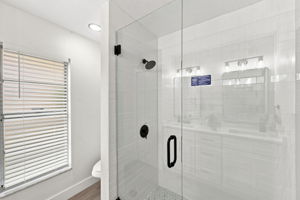 Interiors (19)