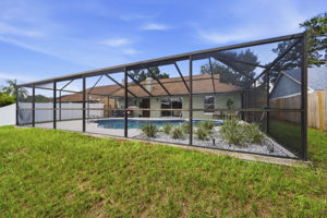 Rear Exteriors (6)