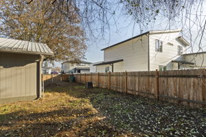  Photo 35