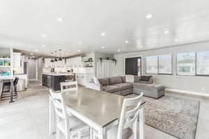 8725 E Osborn Rd - 006.jpg