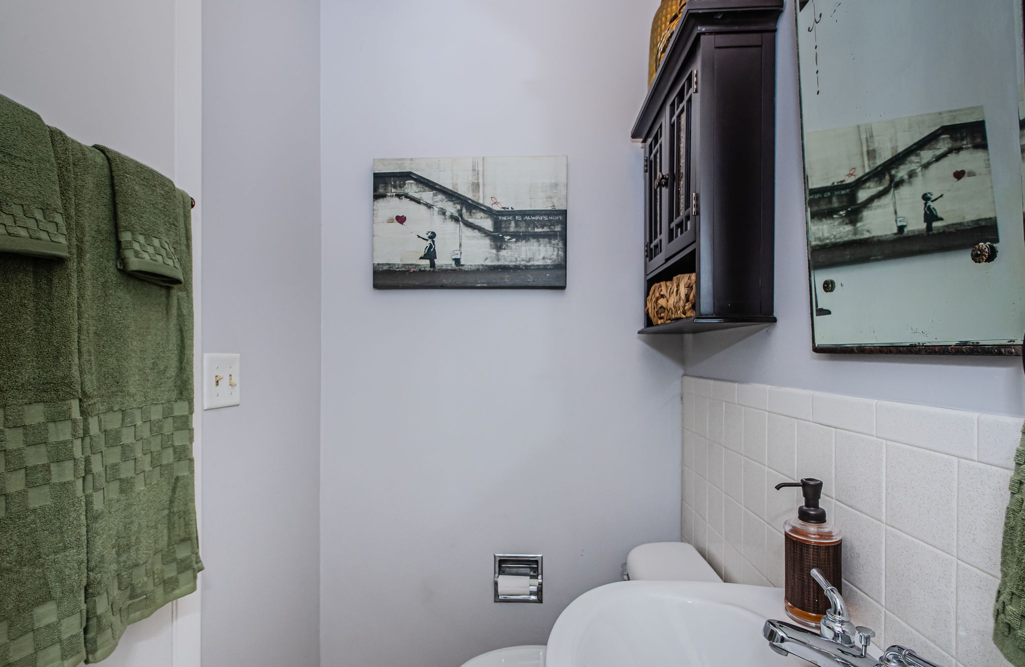 Bathroom 2A-2