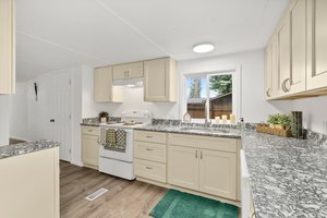 New stove and dishwasher.