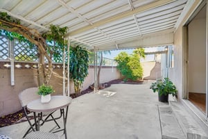 E Deloras Dr-S0209-038.jpg