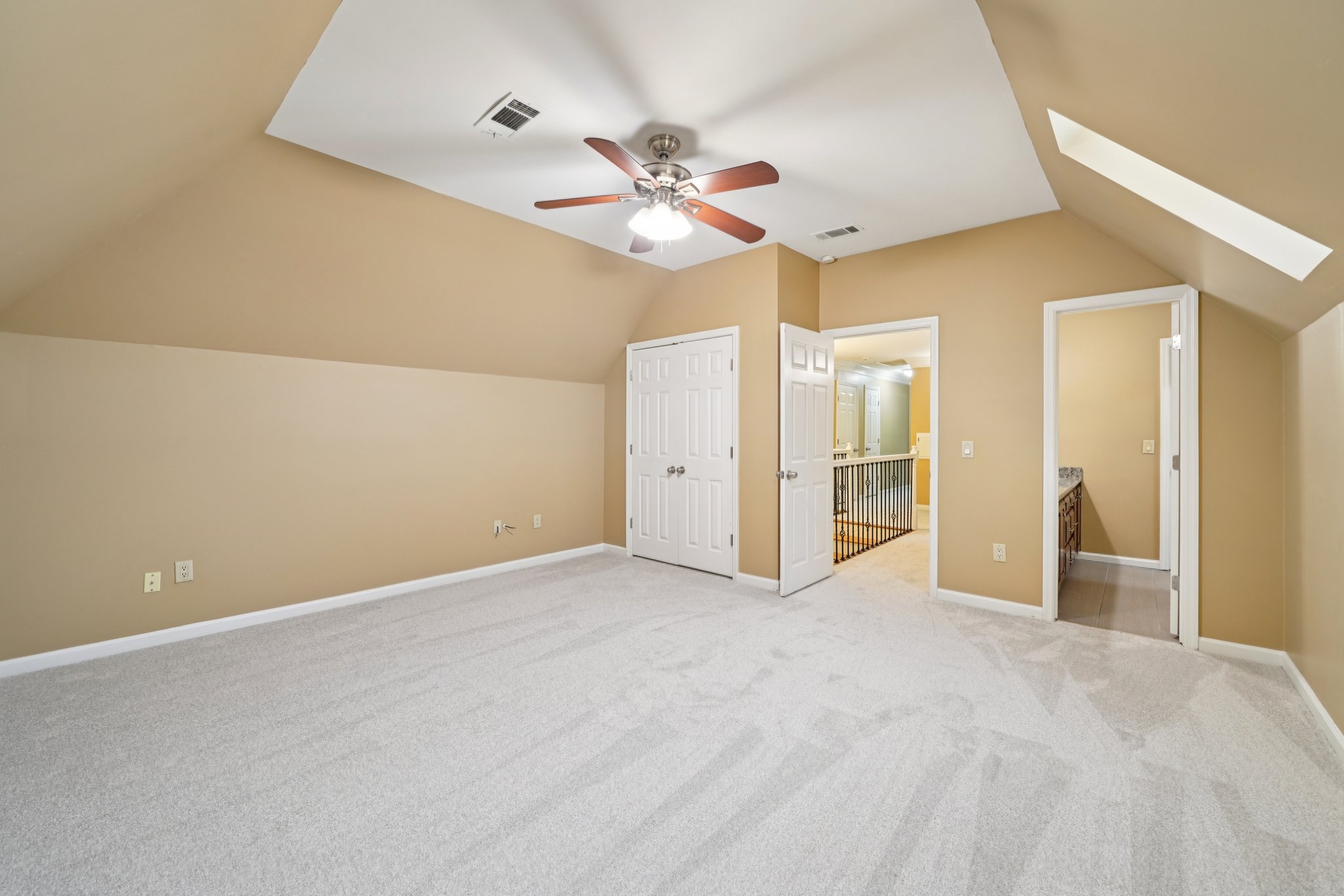 Tulip Poplar Dr-S1709-038.jpg