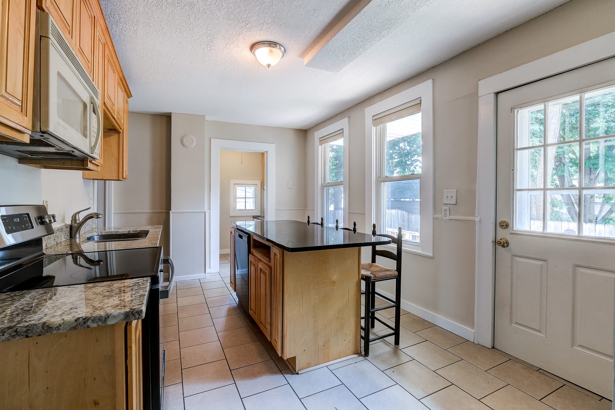 10 Kitchen