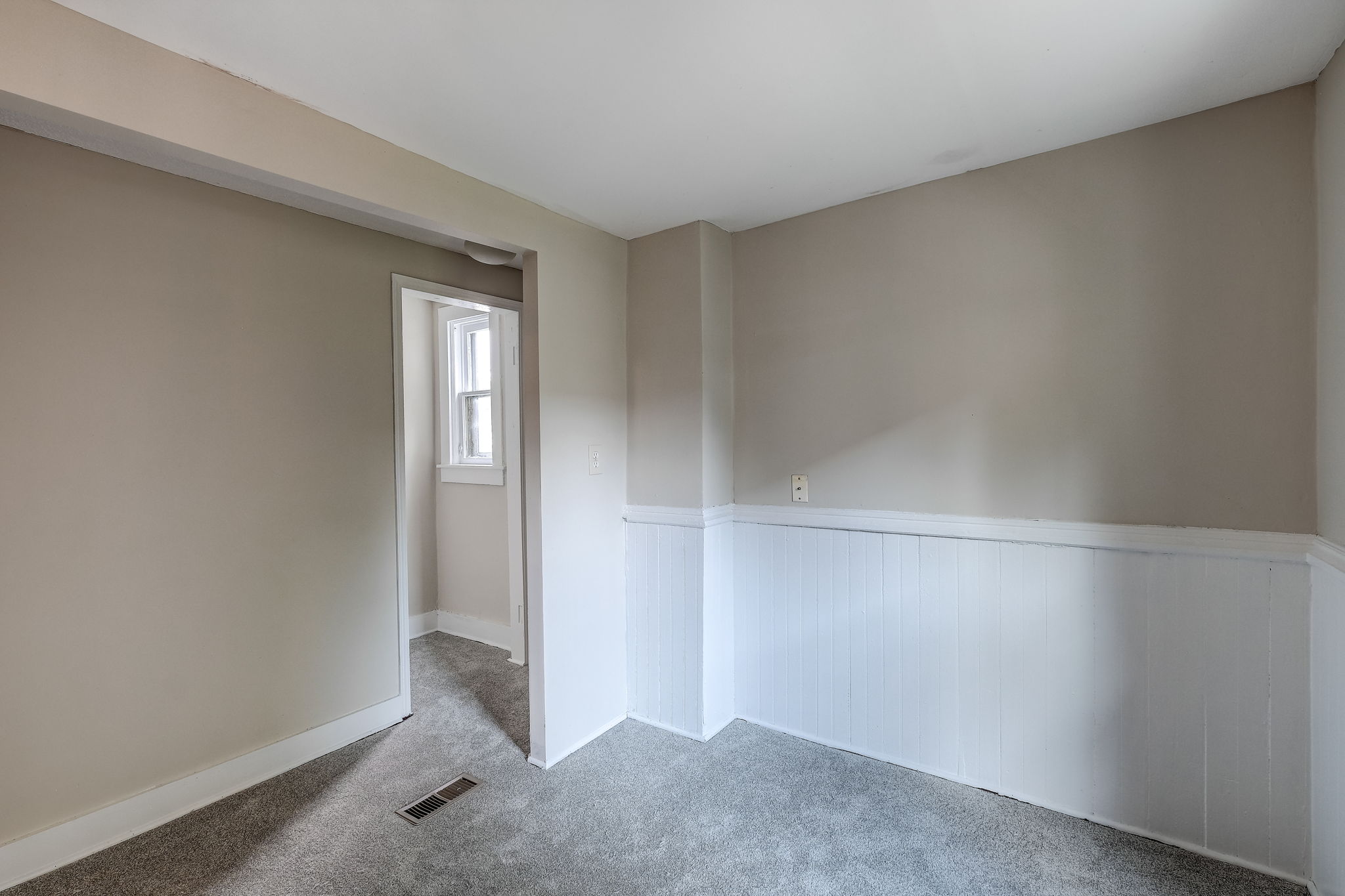 17 Bedroom