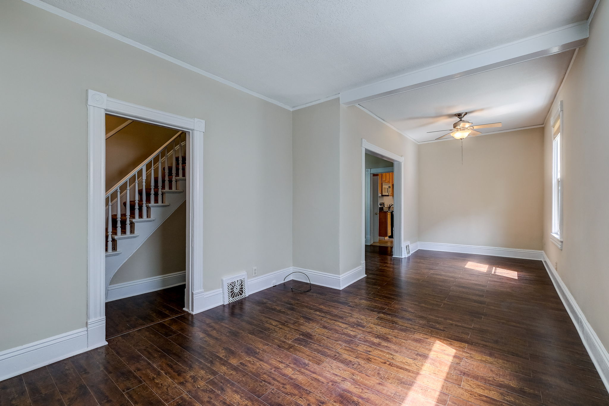 5 Living room