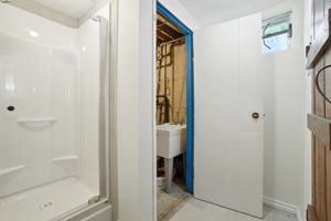  Photo 43