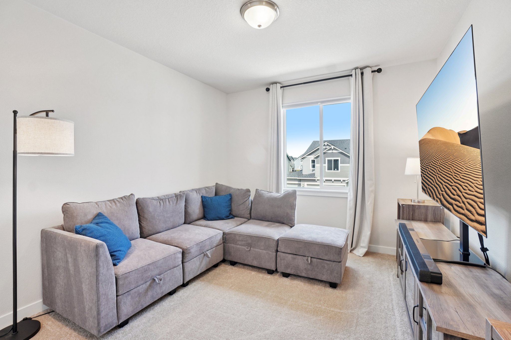 S 3rd St-S1104-045.jpg