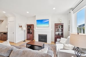 S 3rd St-S1104-008.jpg