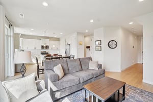 S 3rd St-S1104-010.jpg