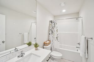 S 3rd St-S1104-042.jpg