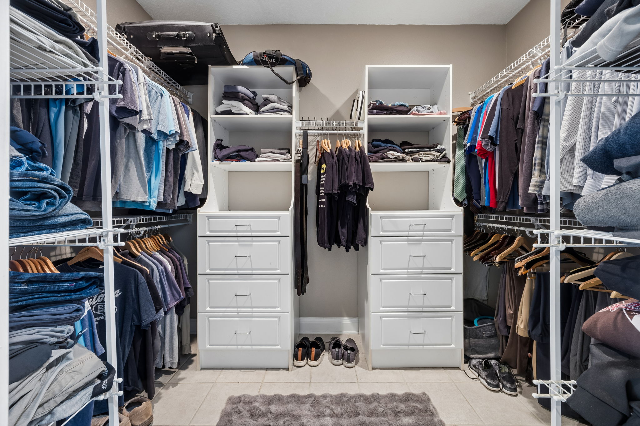 Primary Bedroom Closet