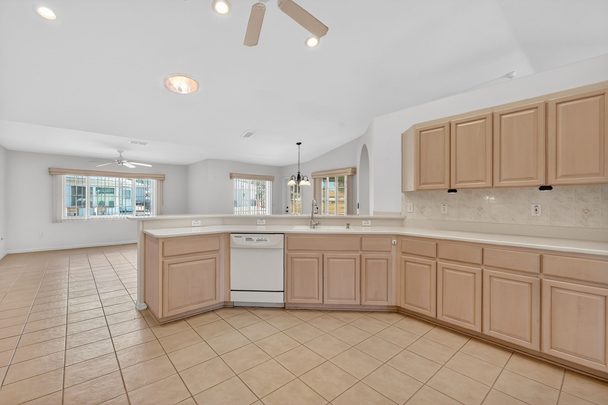 Kitchen, Florida Room, and Dinette