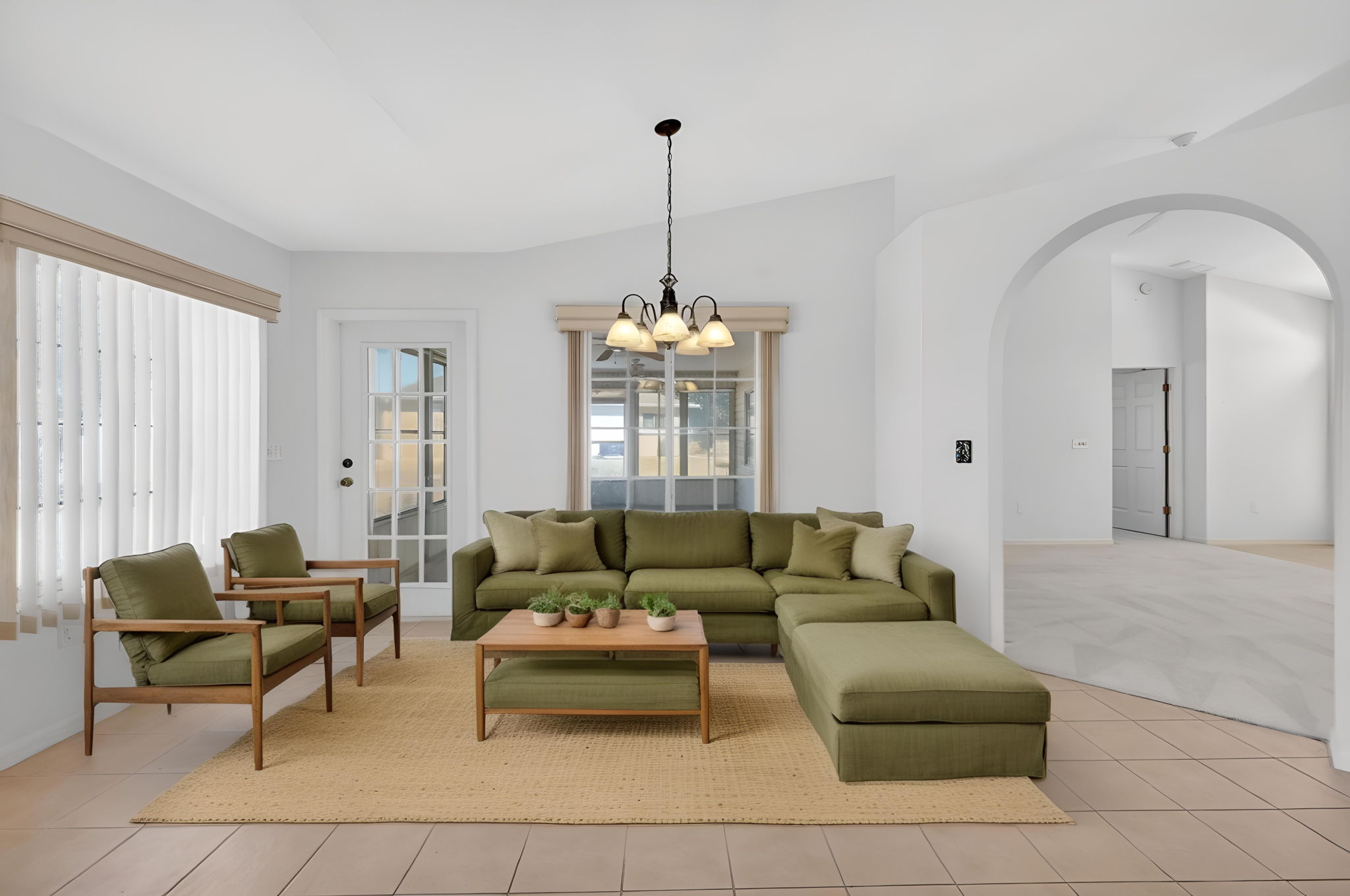 Florida Room/Dinette-Virtually Staged