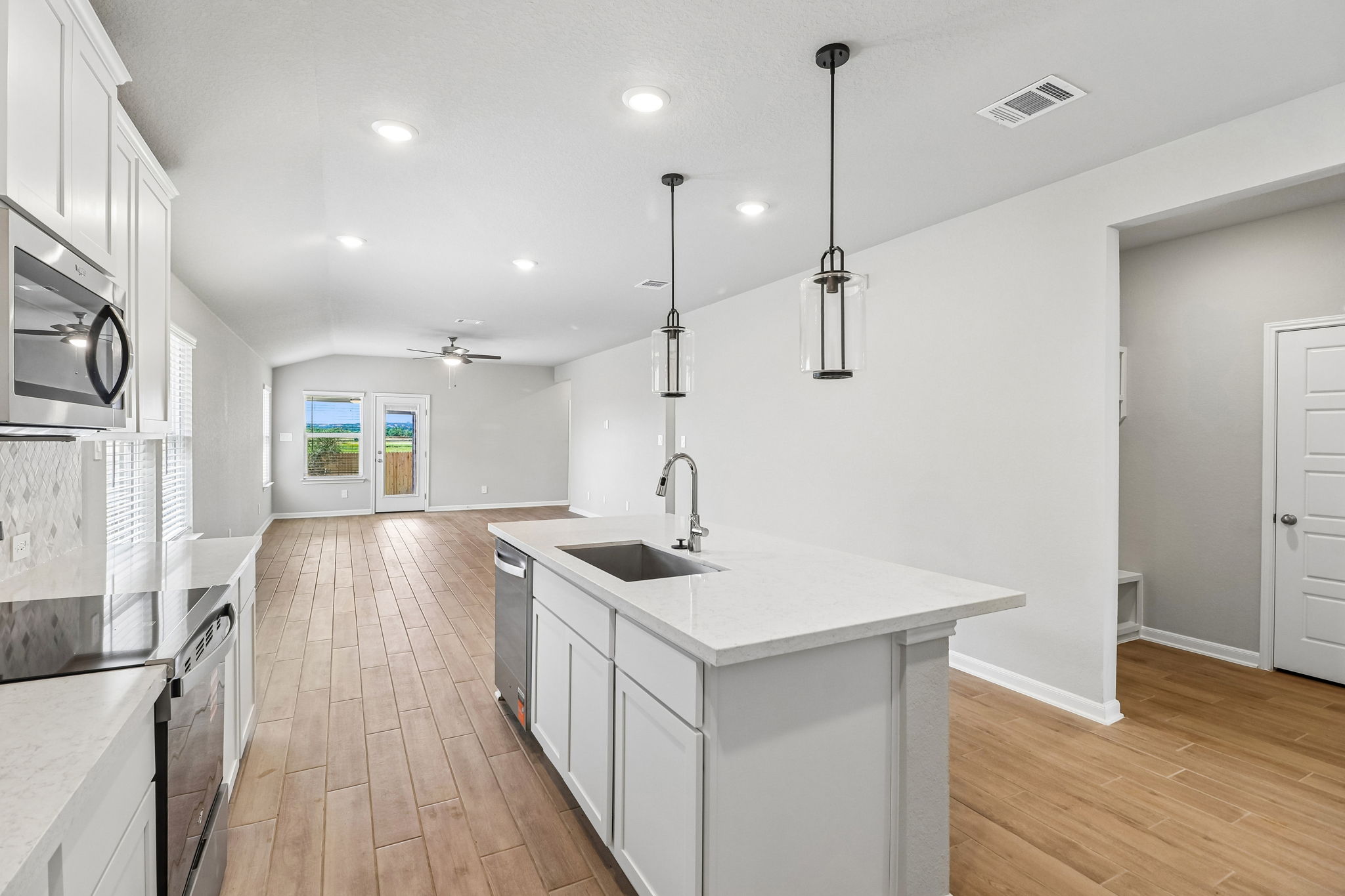 San Antonio - Estancia Ranch - 874 Shatterhand Blvd San Antonio TX 78260 - 015
