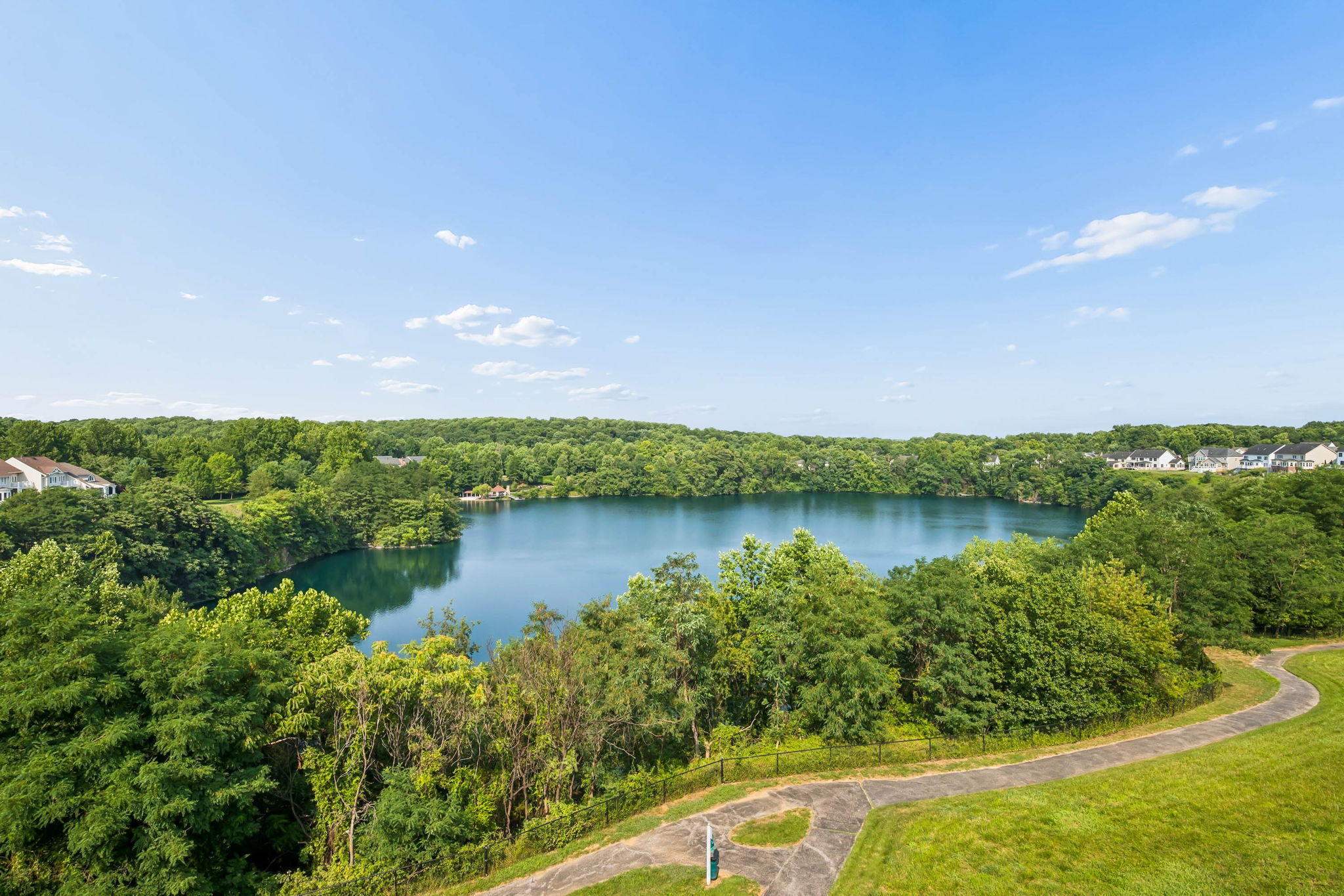 Lake Edge 109