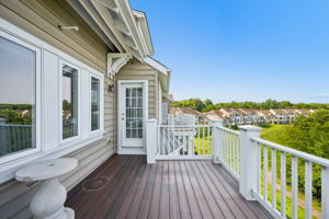 Lake Edge 108