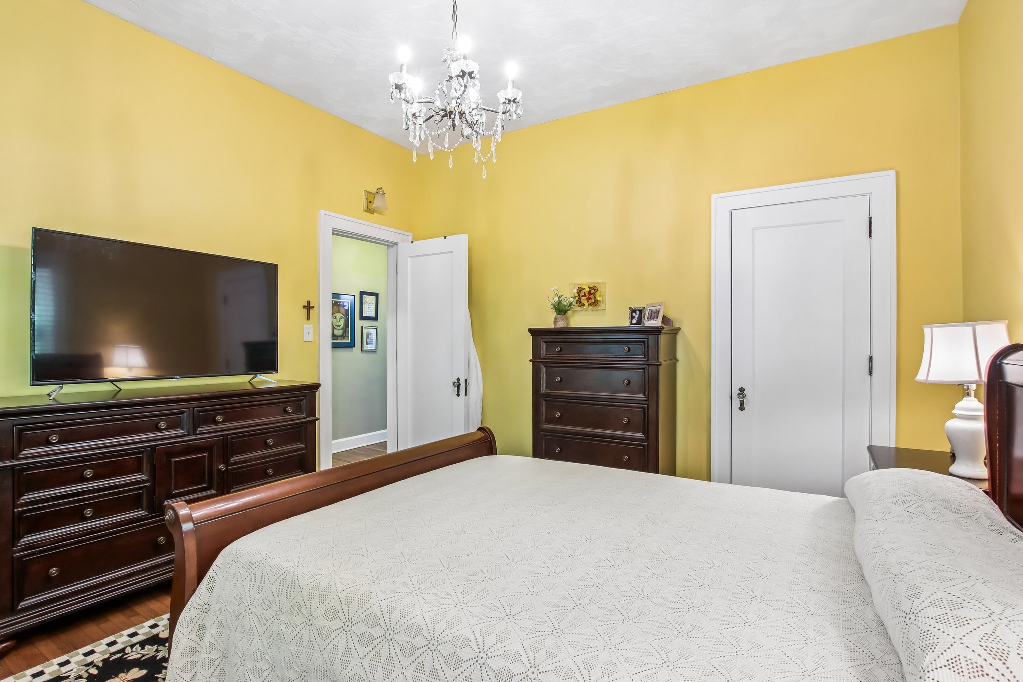 W 86th St-S1205-042.jpg