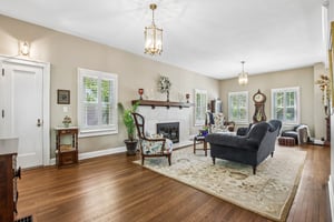 W 86th St-S1205-027.jpg