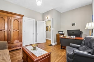 W 86th St-S1205-044.jpg