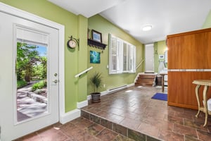 W 86th St-S1205-046.jpg