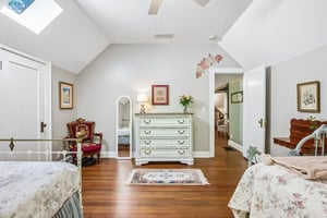 W 86th St-S1205-056.jpg