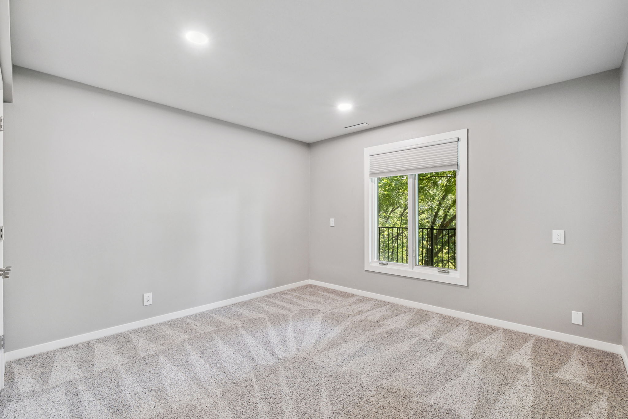 18_Interior