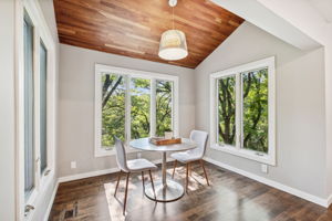 14_Interior