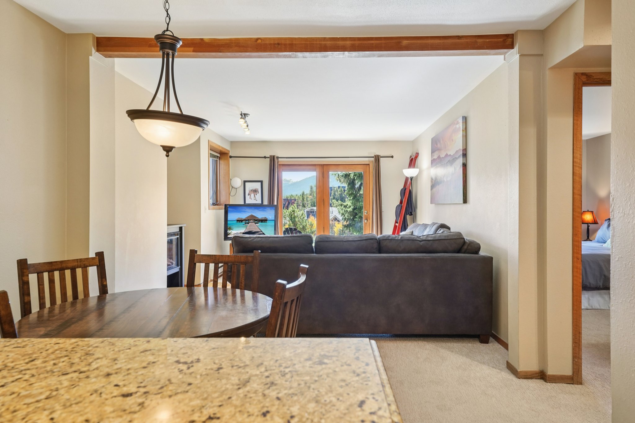 4 O'Clock Rd D1-S0910-006.jpg