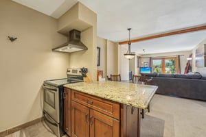4 O'Clock Rd D1-S0910-012r.jpg