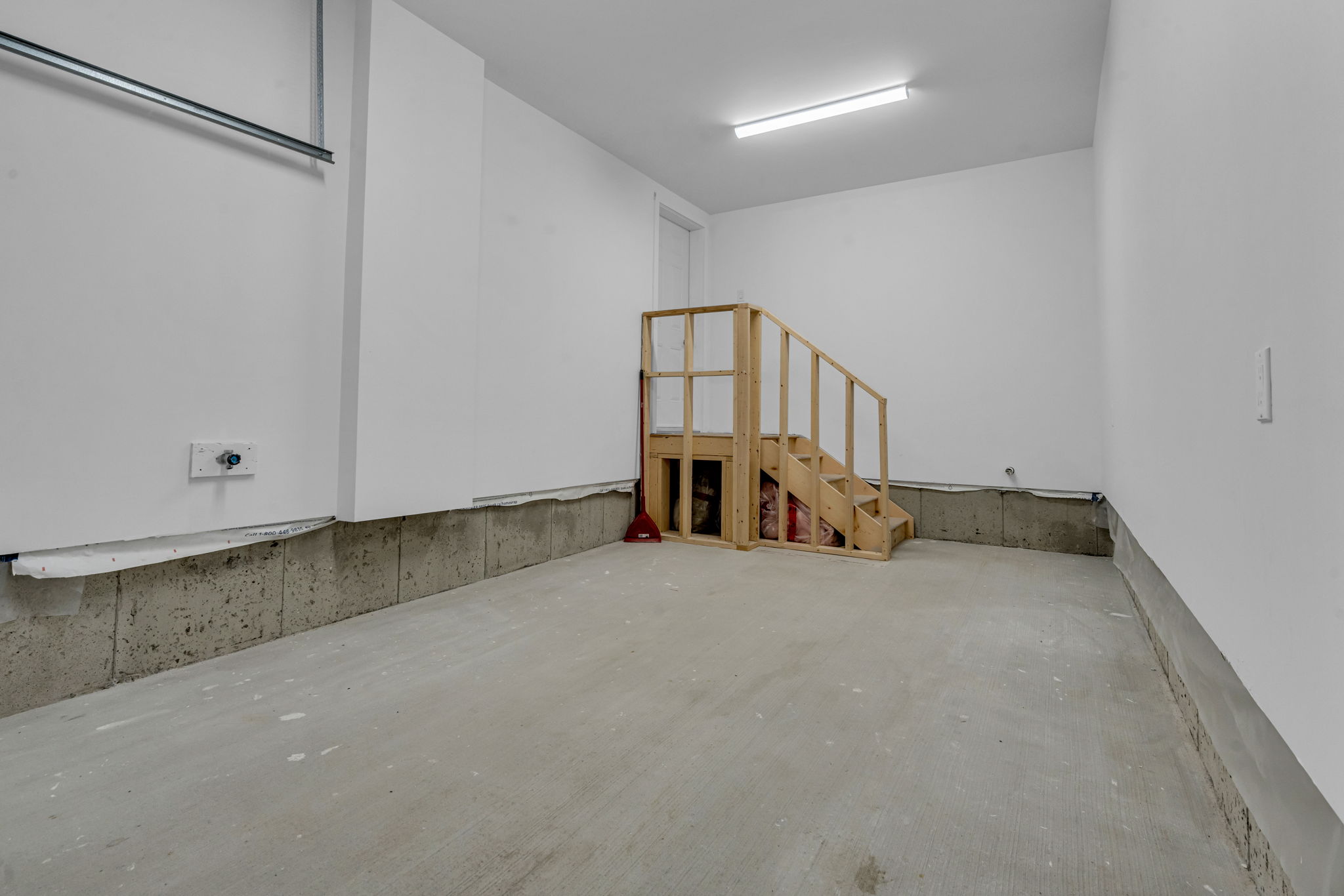  Photo 34