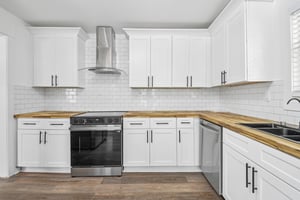 Hall St NW-L2003-016.jpg