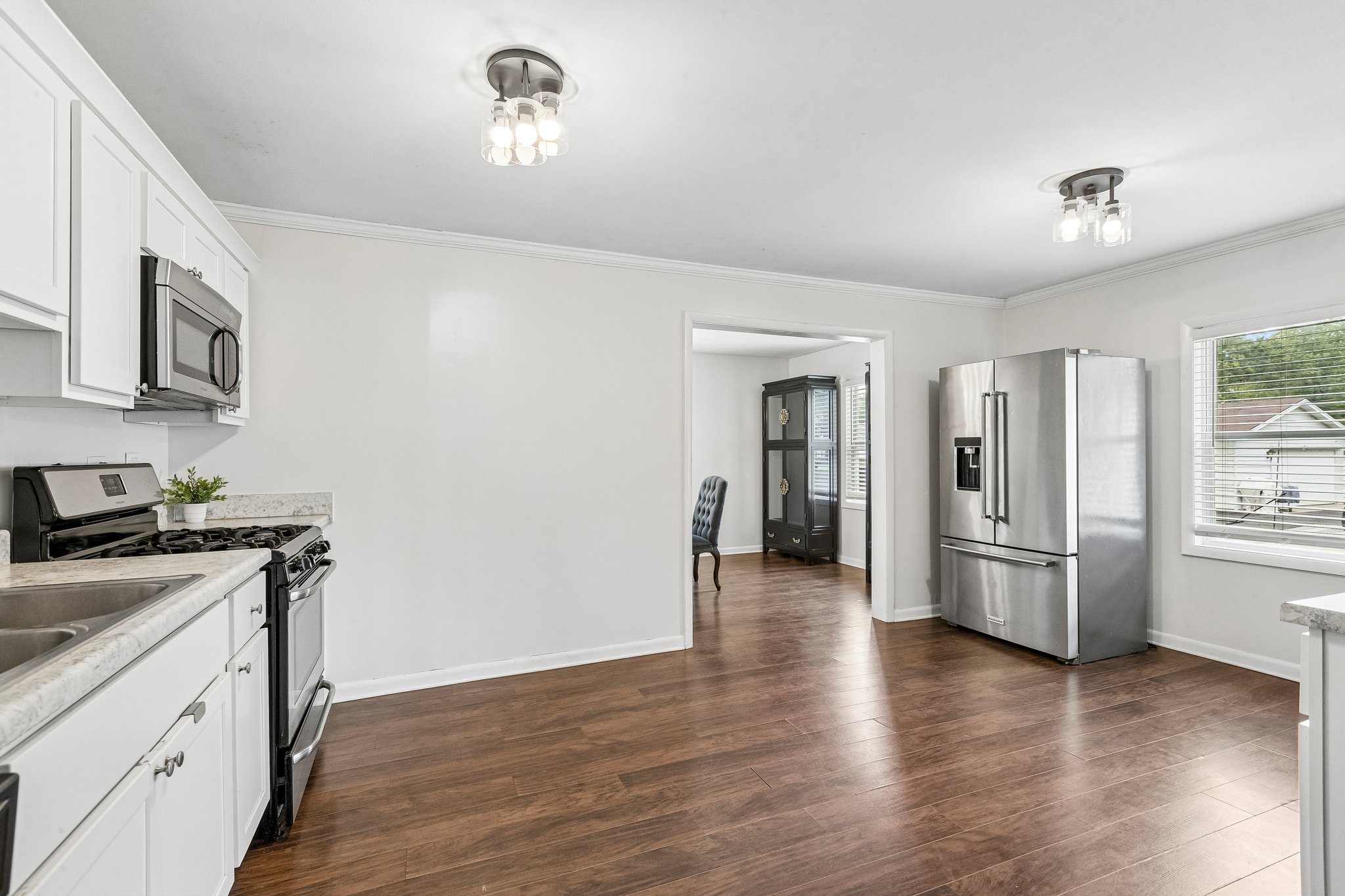 Larkdale Row-S1508-014.jpg