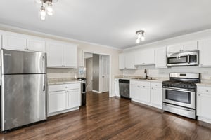 Larkdale Row-S1508-010.jpg