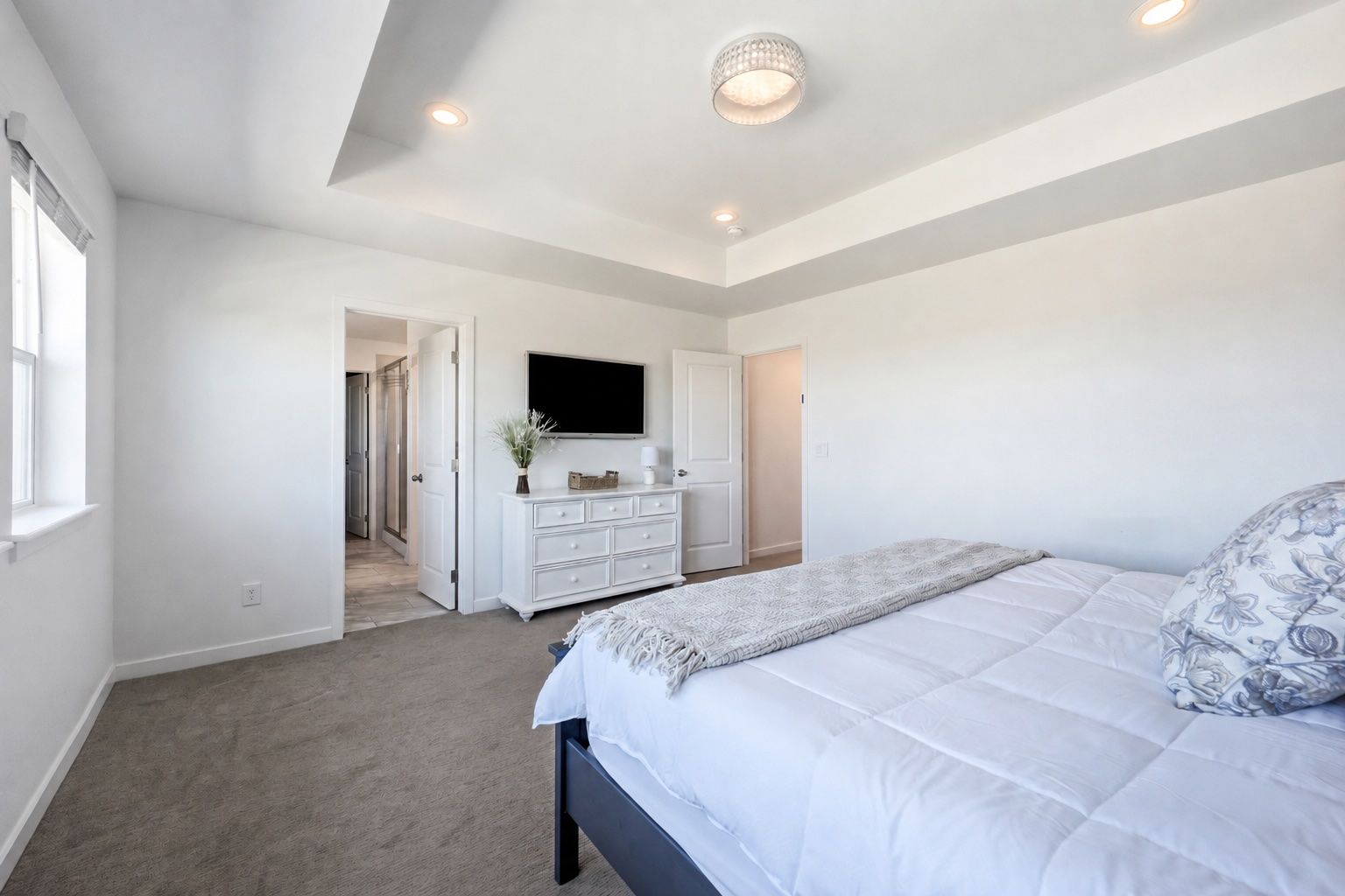Large Primary Bedroom